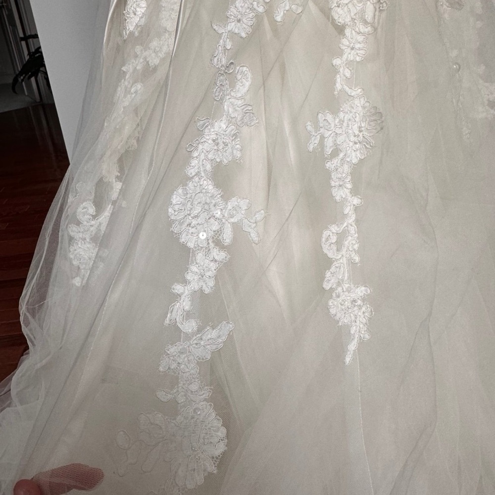 David’s Bridal Floral Laced Strapless Corset Princess Bridal Wedding Dress Ivory - Picture 5 of 11